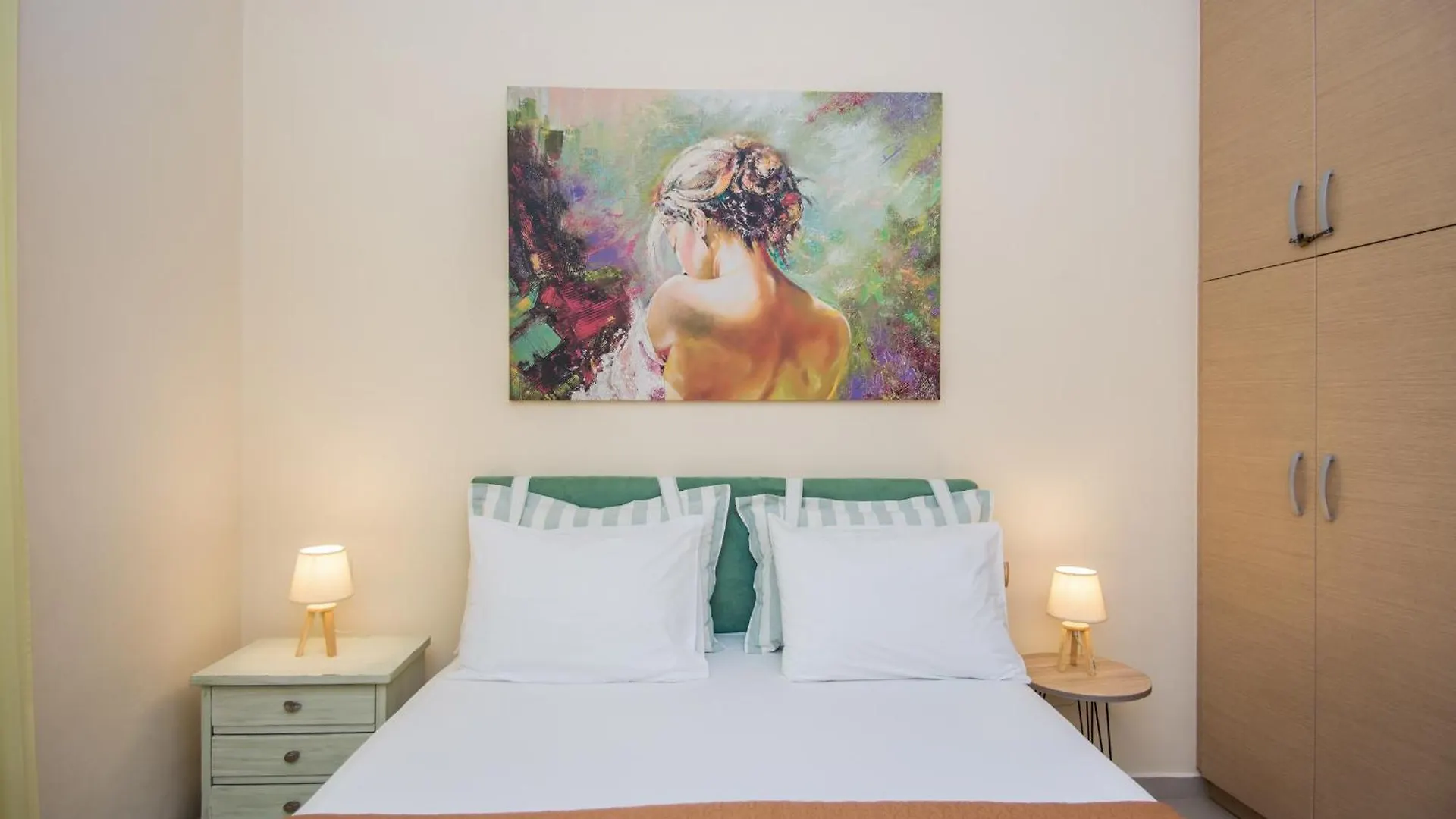 Sofia'S Delightful Apartment 阿尔戈斯托利翁